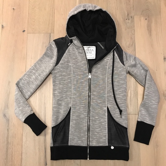 Lorna Jane Other - Lorna Jane Sweatshirt size small